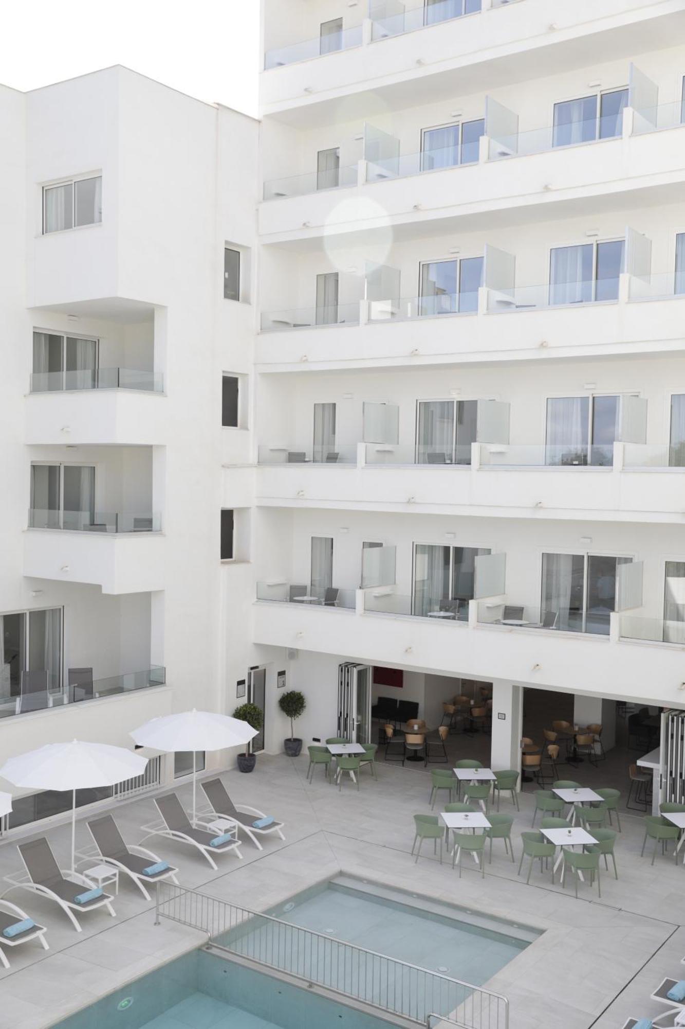 Aparthotel Marina Drach Porto Cristo Eksteriør billede